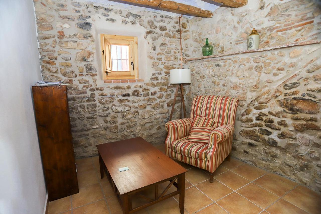 Benissanet Casa Fontゲストハウス エクステリア 写真