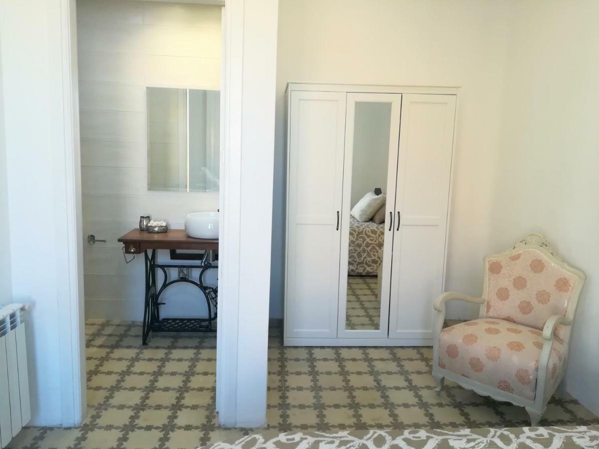 Benissanet Casa Fontゲストハウス エクステリア 写真